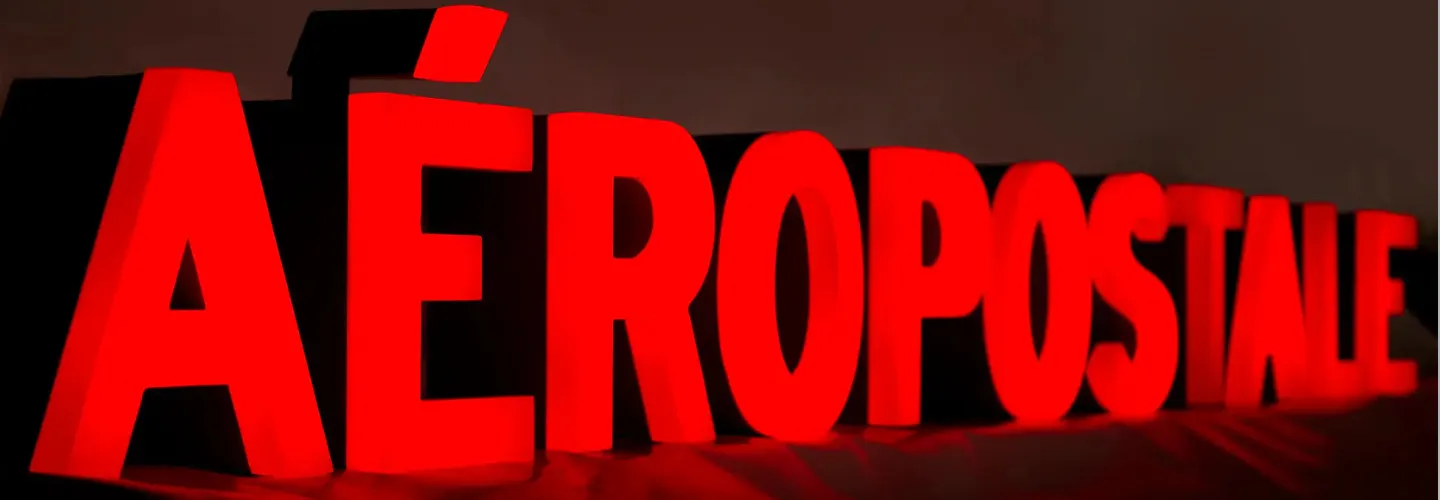 Anuncio Luminoso de aeropostale por Signtech