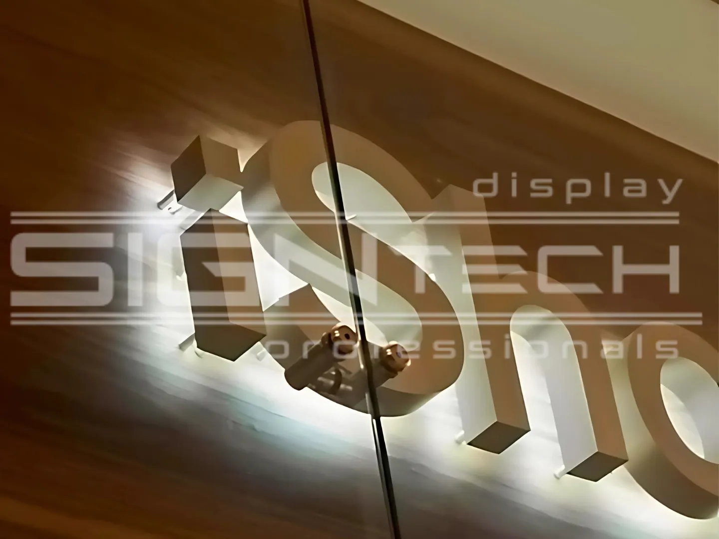 Signtech fabricante de anuncios oficial de iShop